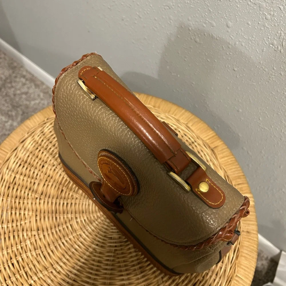 Vintage Dooney & Bourke All Weather Leather‎ Bag Beige Brown
